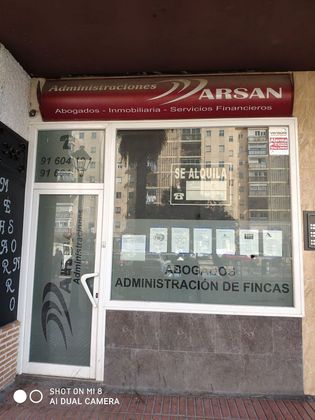Foto 1 de Alquiler de local en calle De Santiago Ramón y Cajal con aire acondicionado y calefacción