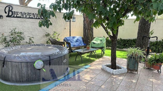 Foto 2 de Casa en venda a Trijueque de 3 habitacions amb jardí i aire acondicionat