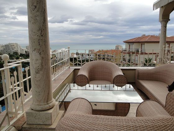 Foto 2 de Àtic en venda a Parque de la Paloma de 5 habitacions amb terrassa i piscina