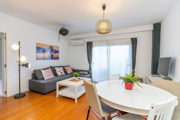 Foto 2 de Ático en venta en Ciutat Jardí de 3 habitaciones con terraza y aire acondicionado
