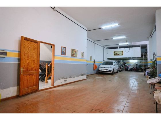 Foto 2 de Casa en venda a Gáldar de 5 habitacions amb terrassa i garatge