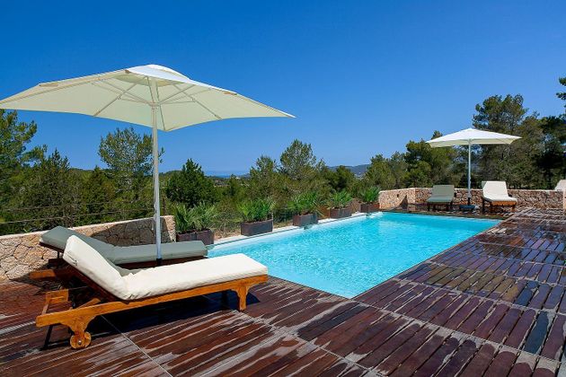 Foto 2 de Xalet en lloguer a San Agustín - Cala de Bou de 3 habitacions amb terrassa i piscina