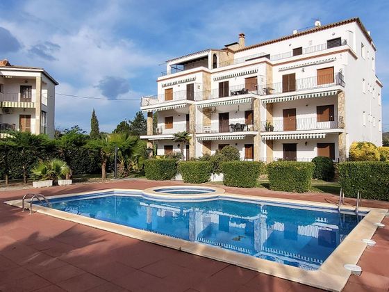 Foto 1 de Ático en venta en calle De la Tramuntana de 4 habitaciones con terraza y piscina