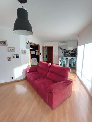 Foto 2 de Piso en venta en Sant Feliu de Pallerols de 3 habitaciones con balcón y calefacción