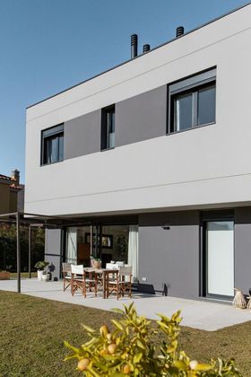 Foto 2 de Chalet en venta en Sant Feliu de Pallerols de 4 habitaciones con terraza y garaje