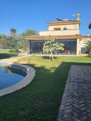 Foto 1 de Xalet en venda a Almensilla de 5 habitacions amb terrassa i piscina