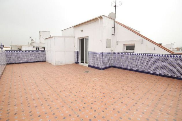 Foto 1 de Àtic en venda a Camas de 4 habitacions amb terrassa i aire acondicionat