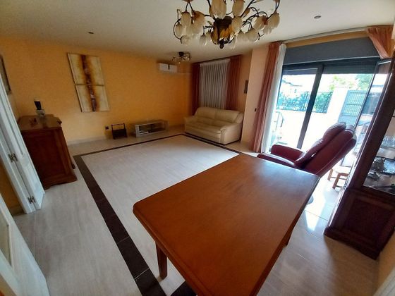 Foto 2 de Casa adossada en venda a Centro - Rivas-Vaciamadrid de 5 habitacions amb terrassa i piscina