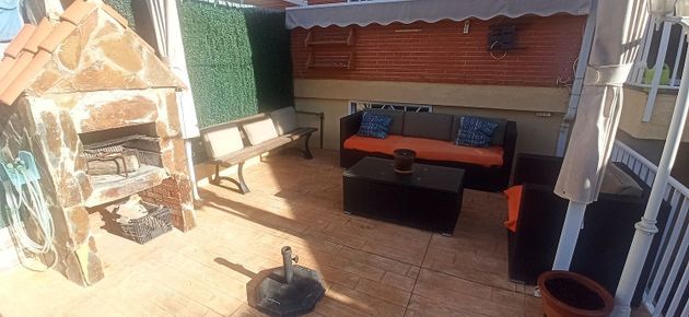 Foto 2 de Casa en venda a Los Villares de 5 habitacions amb terrassa i piscina