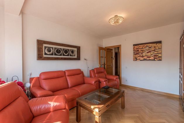 Foto 2 de Piso en venta en Pueblo Nuevo de 4 habitaciones con garaje y aire acondicionado