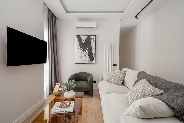 Foto 1 de Piso en venta en Sol de 3 habitaciones con aire acondicionado y calefacción