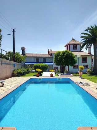 Foto 2 de Xalet en venda a Miño de 9 habitacions amb terrassa i piscina