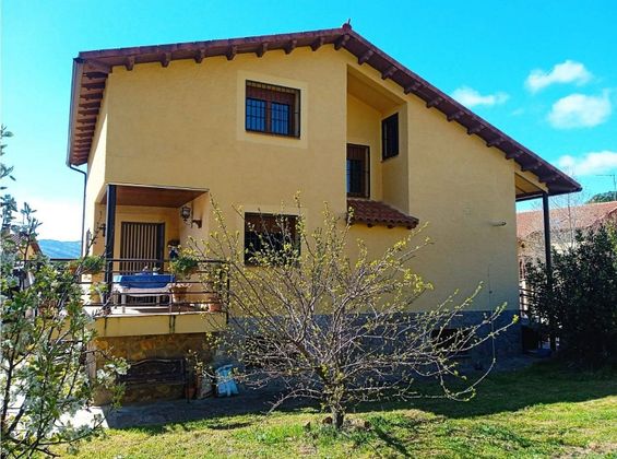 Foto 2 de Chalet en venta en Lozoyuela-Navas-Sieteiglesias de 4 habitaciones con terraza y jardín