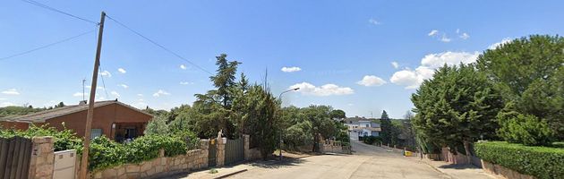 Foto 2 de Xalet en venda a Valdenuño Fernández de 4 habitacions amb terrassa i garatge