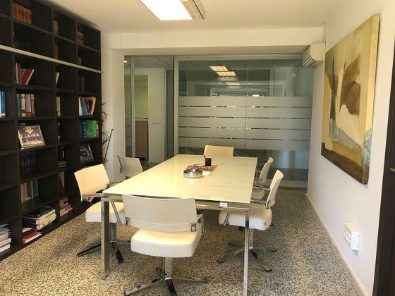 Foto 2 de Oficina en alquiler en calle Del Cronista Carreres con terraza y aire acondicionado