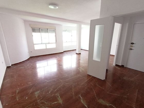Foto 1 de Venta de piso en Casco Histórico  - Ribera - San Basilio de 3 habitaciones con aire acondicionado y calefacción