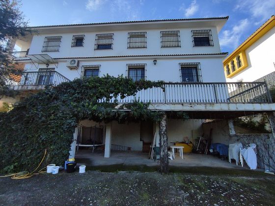 Foto 2 de Chalet en venta en El Brillante -El Naranjo - El Tablero de 10 habitaciones con terraza y piscina