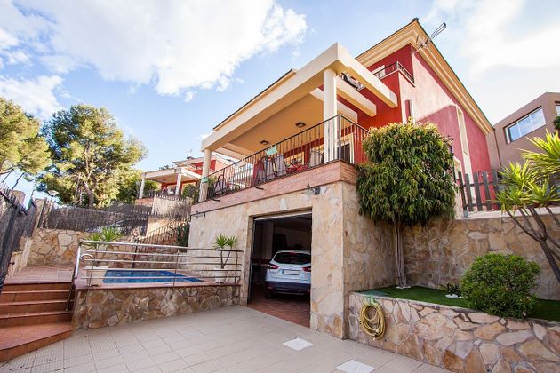 Foto 1 de Xalet en venda a Montornés - Las Palmas - El Refugio de 5 habitacions amb terrassa i piscina