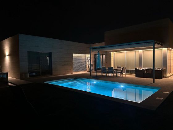 Foto 2 de Venta de chalet en Golf - El Carralero de 4 habitaciones con terraza y piscina