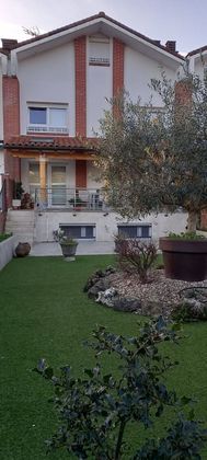 Foto 2 de Casa en venda a Urnieta de 5 habitacions amb terrassa i garatge