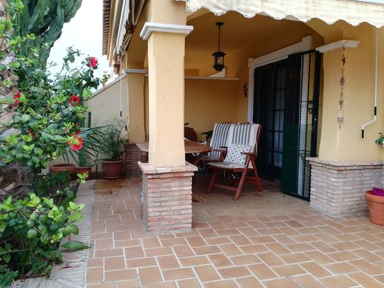 Foto 1 de Alquiler de casa en Dehesa de Campoamor - La Regia - Aguamarina de 3 habitaciones con terraza y jardín