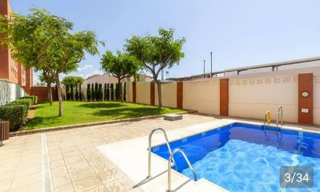 Foto 2 de Pis en venda a El Ingenio de 1 habitació amb terrassa i piscina