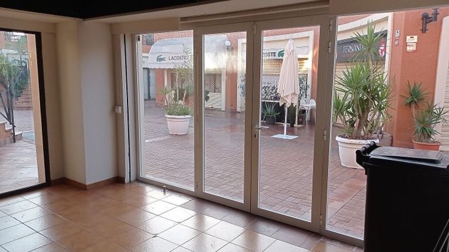 Foto 1 de Local en alquiler en calle Cala Blanca Calvià Balears Illes Espa de 136 m²