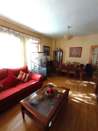 Foto 2 de Pis en venda a Tres Olivos - Valverde de 4 habitacions amb terrassa i calefacció