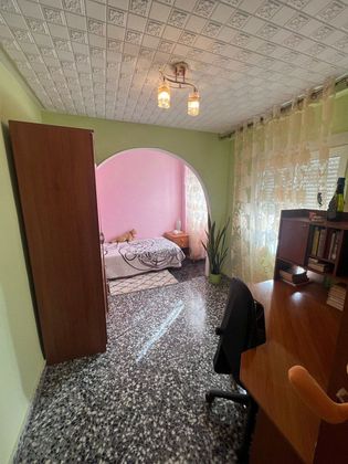 Foto 1 de Piso en venta en calle Milagrosa de 3 habitaciones con balcón y aire acondicionado