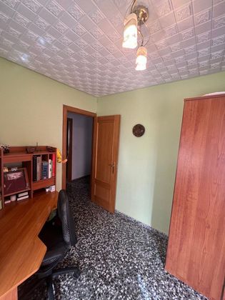 Foto 2 de Piso en venta en calle Milagrosa de 3 habitaciones con balcón y aire acondicionado