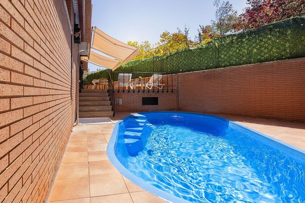 Foto 2 de Alquiler de casa adosada en Tudela de 5 habitaciones con terraza y piscina