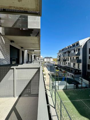 Foto 2 de Alquiler de piso en plaza De Europa de 2 habitaciones con terraza y piscina