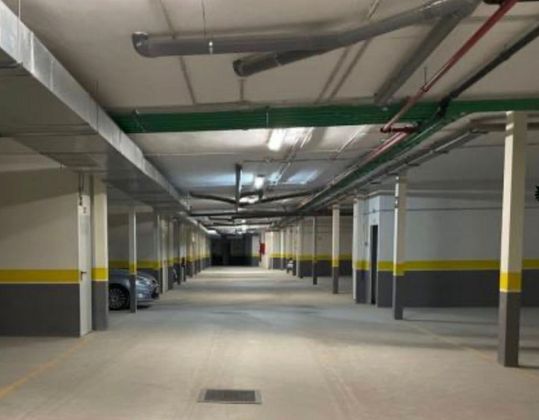 Foto 1 de Alquiler de garaje en calle Segovia de 12 m²