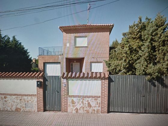 Foto 2 de Xalet en venda a Villamiel de Toledo de 4 habitacions amb terrassa i piscina