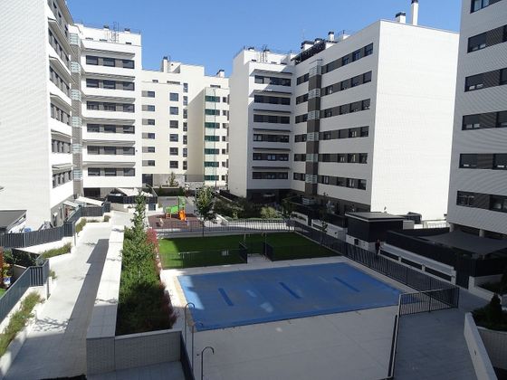 Foto 2 de Pis en venda a Veredillas - Juncal - Zarzuela de 2 habitacions amb terrassa i piscina