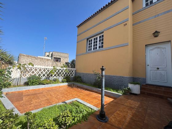 Foto 1 de Casa en venda a Los Castillos-Los Portales-Visvique de 4 habitacions amb terrassa i jardí