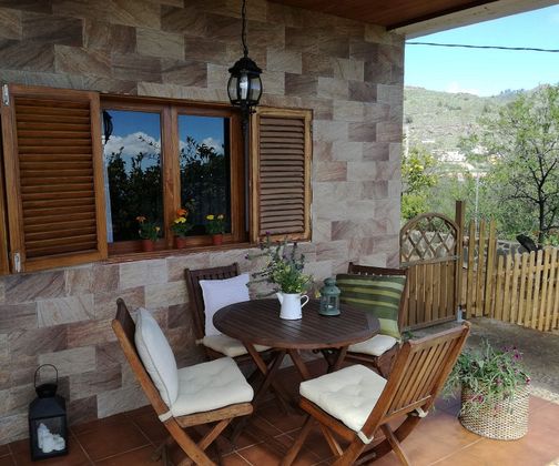 Foto 2 de Venta de chalet en Valsequillo de 5 habitaciones con terraza y jardín