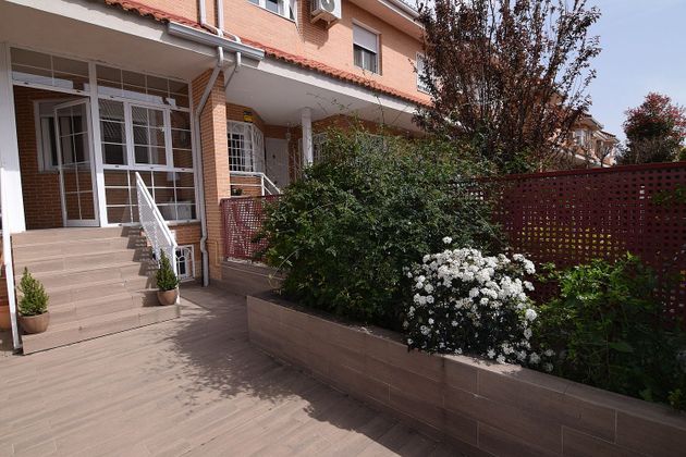 Foto 1 de Venta de casa adosada en El Castillo Campodón de 5 habitaciones con terraza y piscina