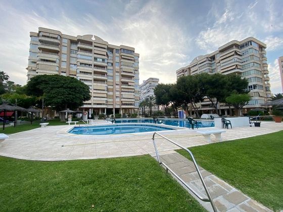 Foto 1 de Pis en venda a avenida Santander de 3 habitacions amb terrassa i piscina