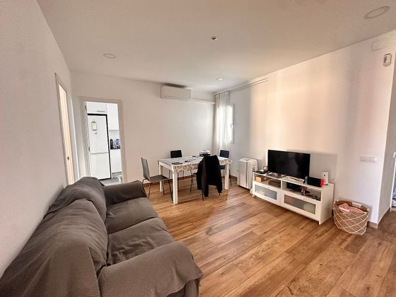 Foto 1 de Pis en lloguer a calle De L'olivereta de 3 habitacions amb terrassa i mobles