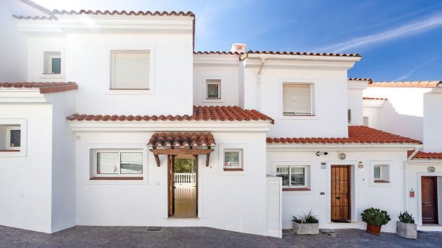 Foto 1 de Casa en venta en Torreblanca del Sol de 3 habitaciones con terraza y piscina