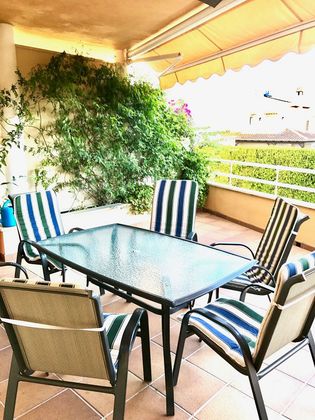 Foto 1 de Pis en venda a calle Pintor Ribera de 3 habitacions amb terrassa i piscina