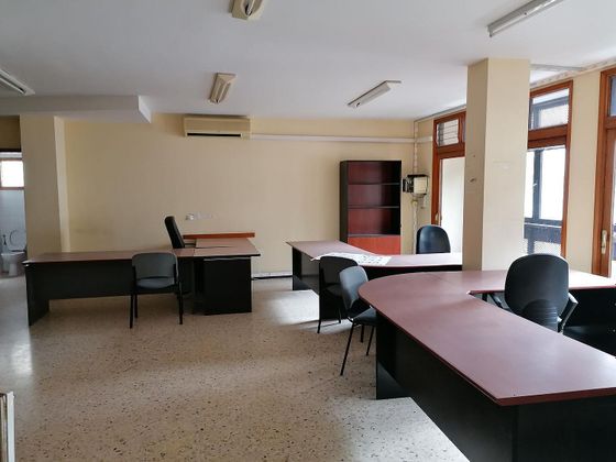 Foto 1 de Oficina en lloguer a plaza De la Constitución amb garatge