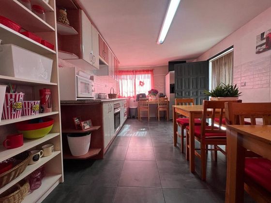Foto 2 de Chalet en venta en Escalona de 4 habitaciones con terraza y garaje