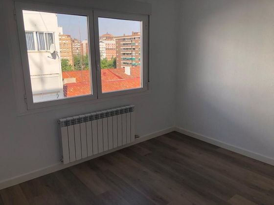Foto 2 de Venta de piso en calle De Andrés Vicente de 3 habitaciones con calefacción y ascensor