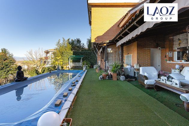 Foto 1 de Chalet en venta en calle Valencia de 4 habitaciones con terraza y piscina