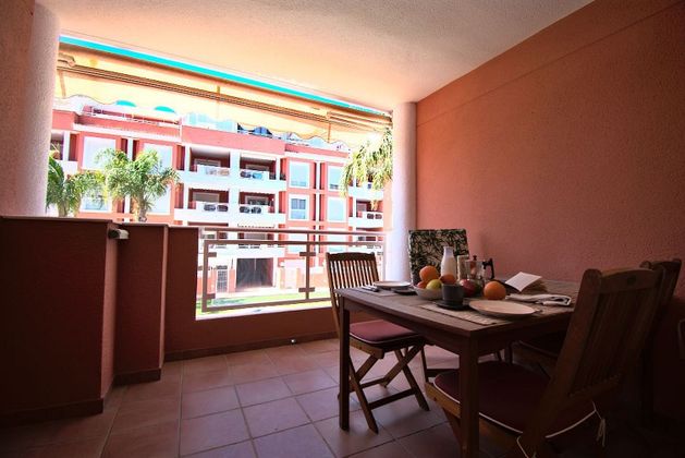 Foto 2 de Alquiler de piso en avenida De Gandía de 2 habitaciones con terraza y piscina