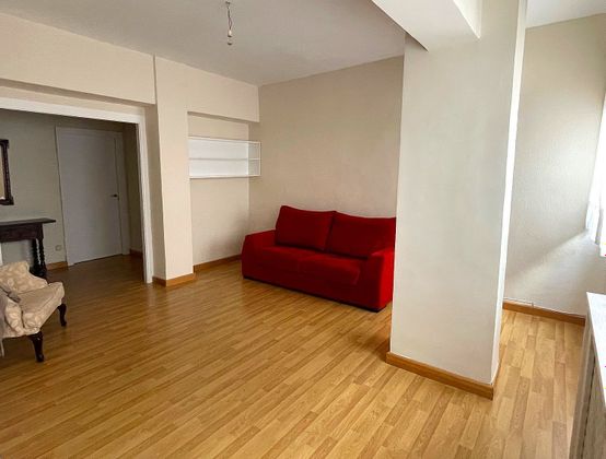 Foto 1 de Piso en alquiler en Centro - Valladolid de 3 habitaciones con muebles y calefacción