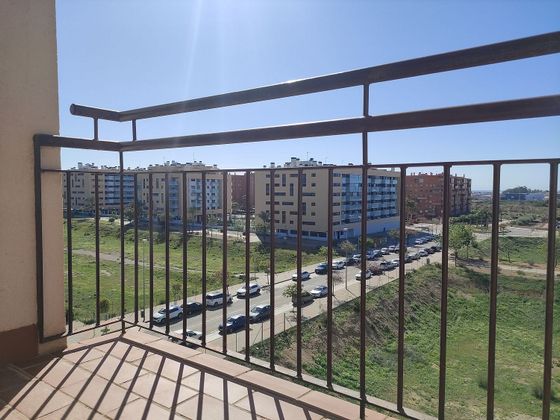 Foto 2 de Piso en venta en El Cónsul - Ciudad Universitaria de 3 habitaciones con terraza y garaje