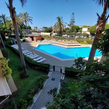 Foto 1 de Pis en venda a Isla Canela de 3 habitacions amb terrassa i piscina